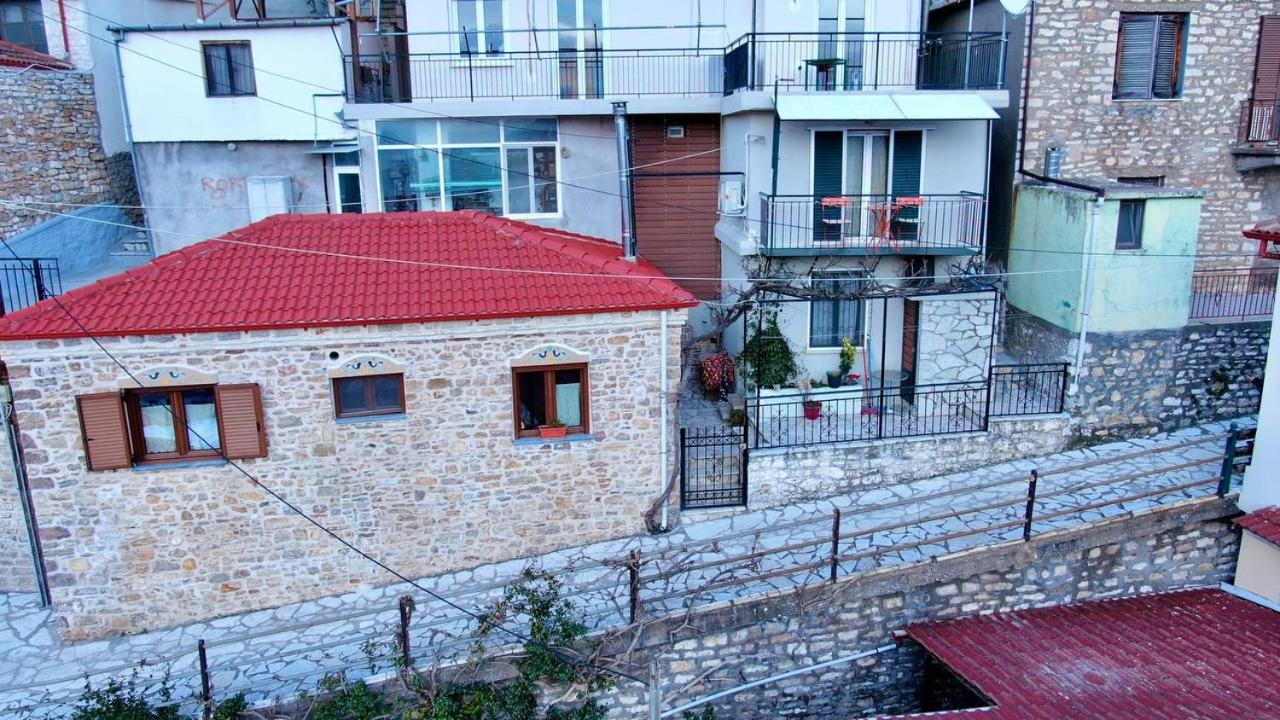 Το Πέτρινο Της Γιαγιάς Μαρίκας Apartment Karpenisi Exterior photo